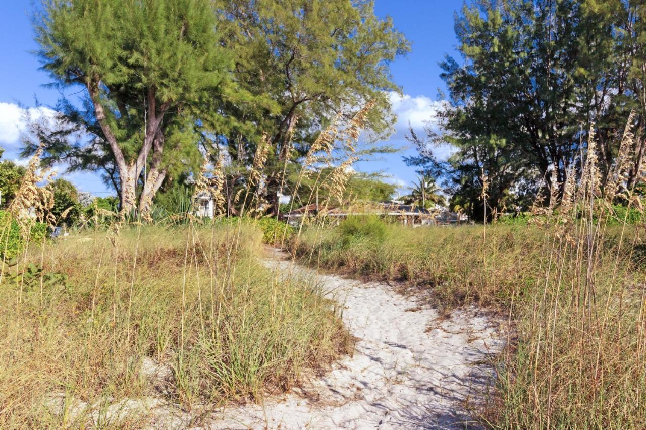 Вилла Playa Casanas North Холмс-Бич Экстерьер фото